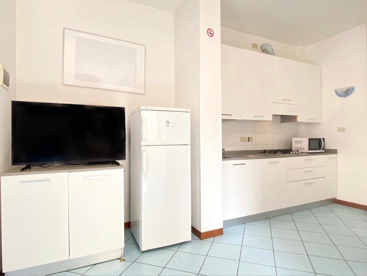 Villa Santin Carraro Immobiliare - Family Apartments Lido di Jesolo Exterior foto